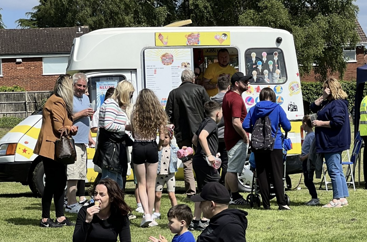 Ice cream van 