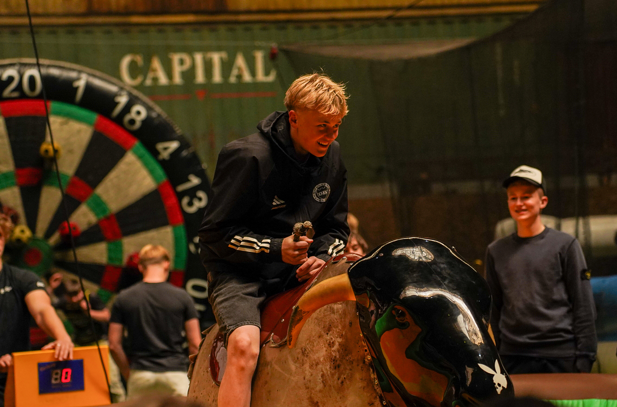 Rodeotyr hos Paintball arena