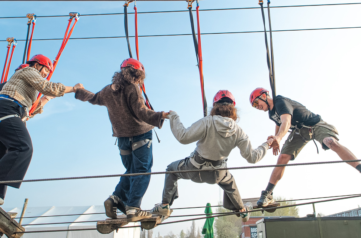 Konkurrencepræget teambuilding med sjove udfordringer