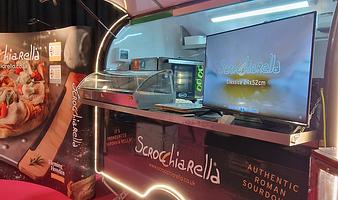 Roman-style pizza food trailer