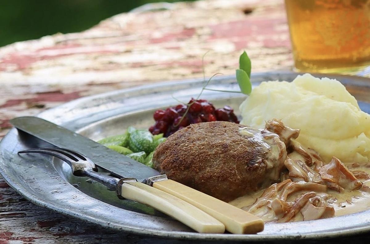Husmanskost, dagens lunch, a’la carte, hamburgare med mera!