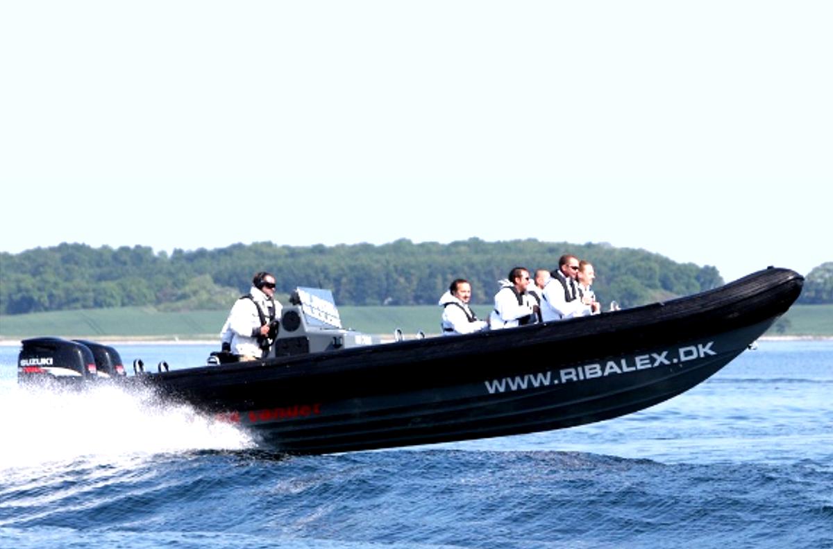 Power RIB båd 600 HK. (100+ Km/t.)