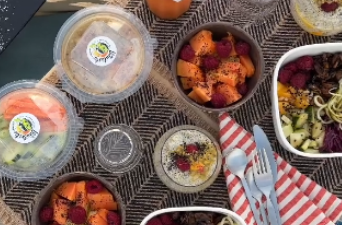 Vantastic Food Truck & Juice Mixology
