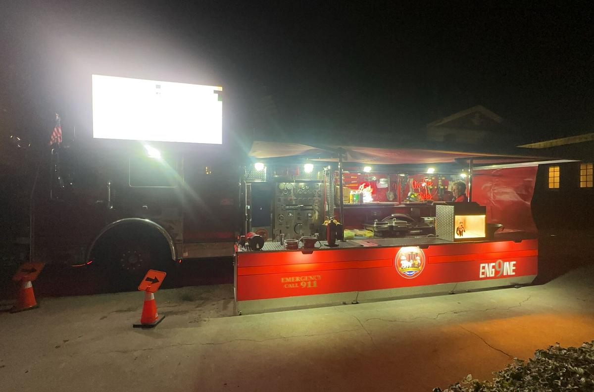 ENG9INE The US Firetruck Food Truck