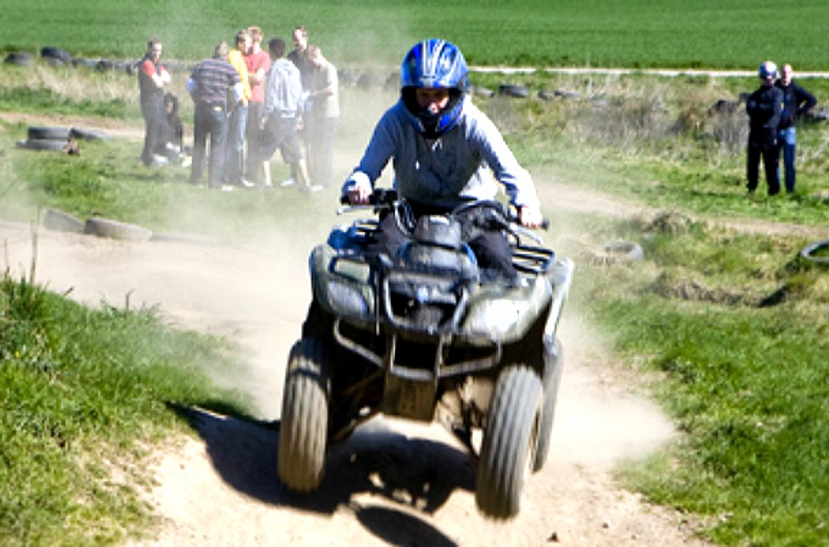 Actioncenter Århus v. Malling - ATV, paintball, bueskydning m.m.