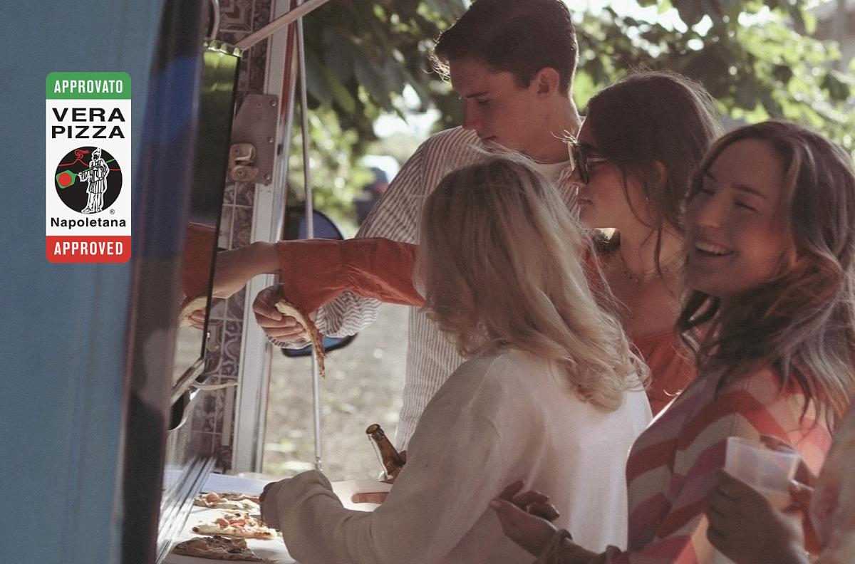 Jaja Napoli PizzaTruck- Napolitansk Pizza