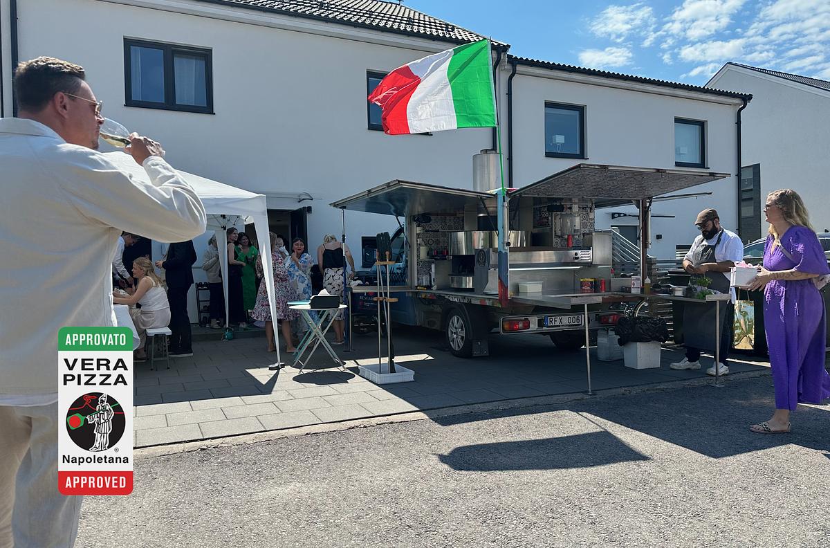 Jaja Napoli PizzaTruck- Napolitansk Pizza