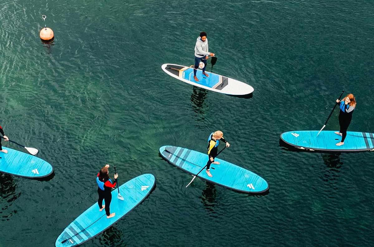 Polterabend med sup surfing