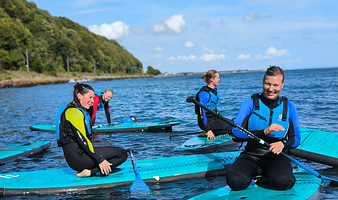 Polterabend med sup surfing