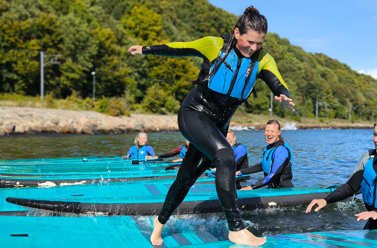 Polterabend med sup surfing