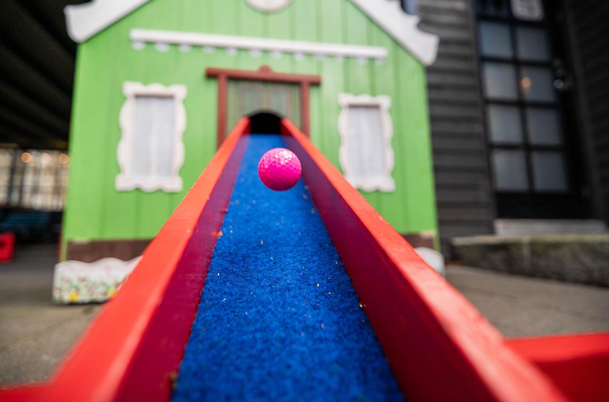 Minigolf på Bakken