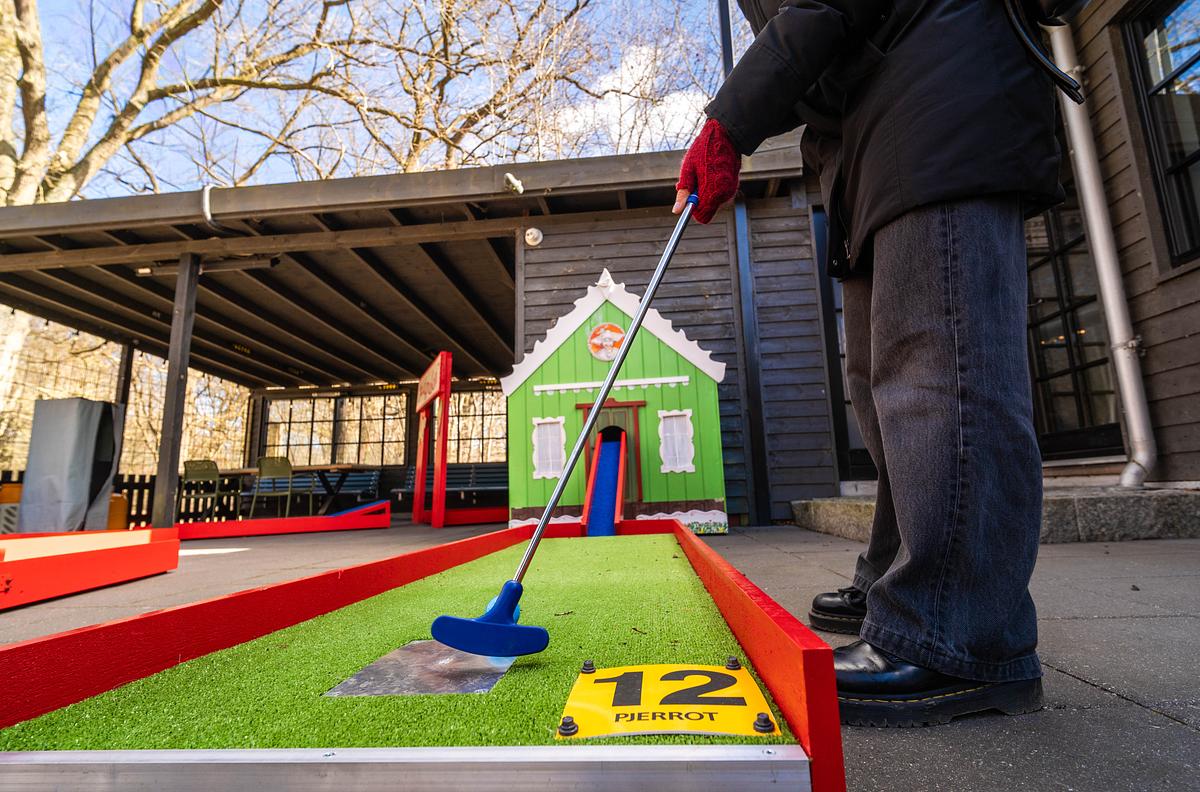 Minigolf på Bakken