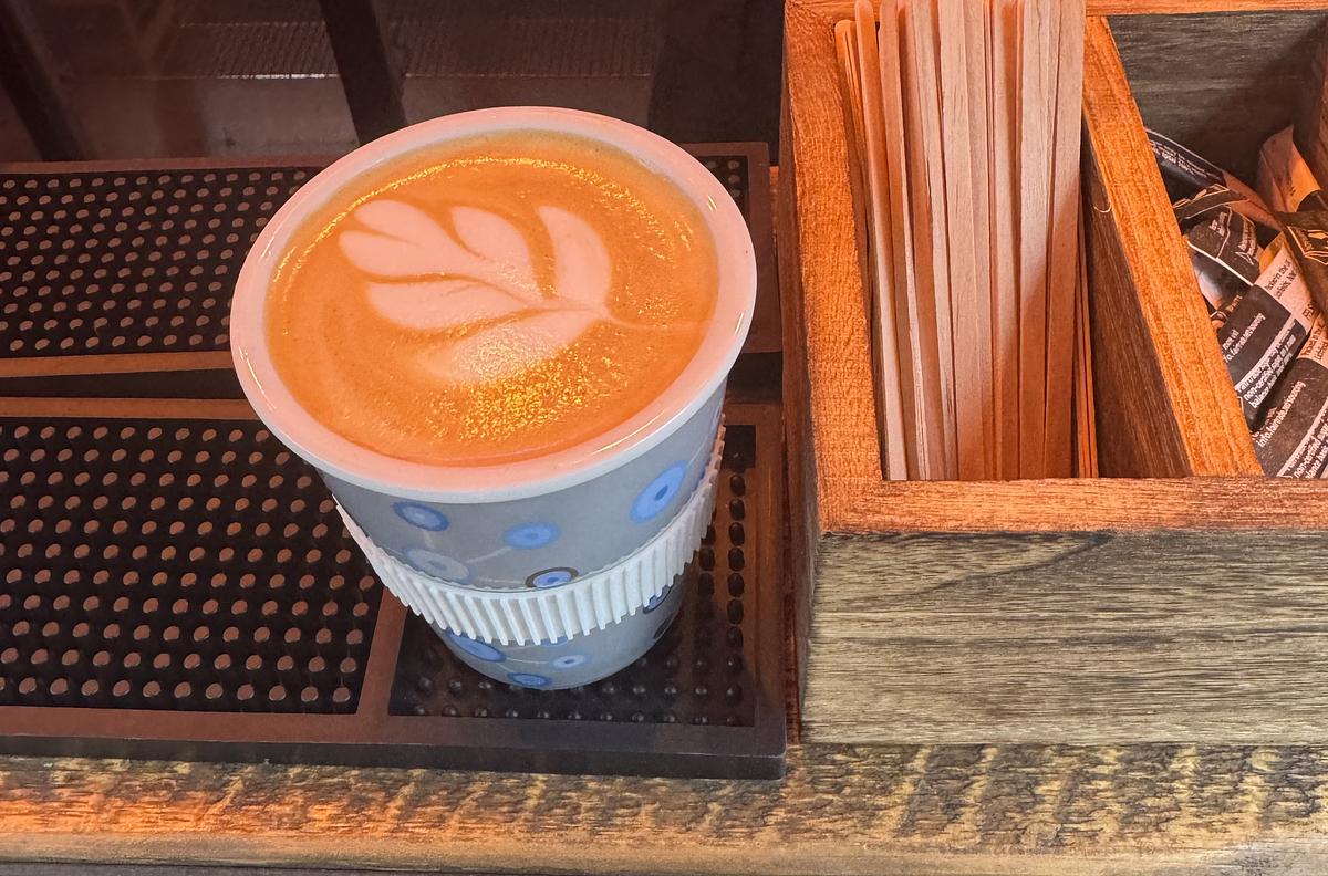 Specialist Coffees, Cold Drinks and Bar Options