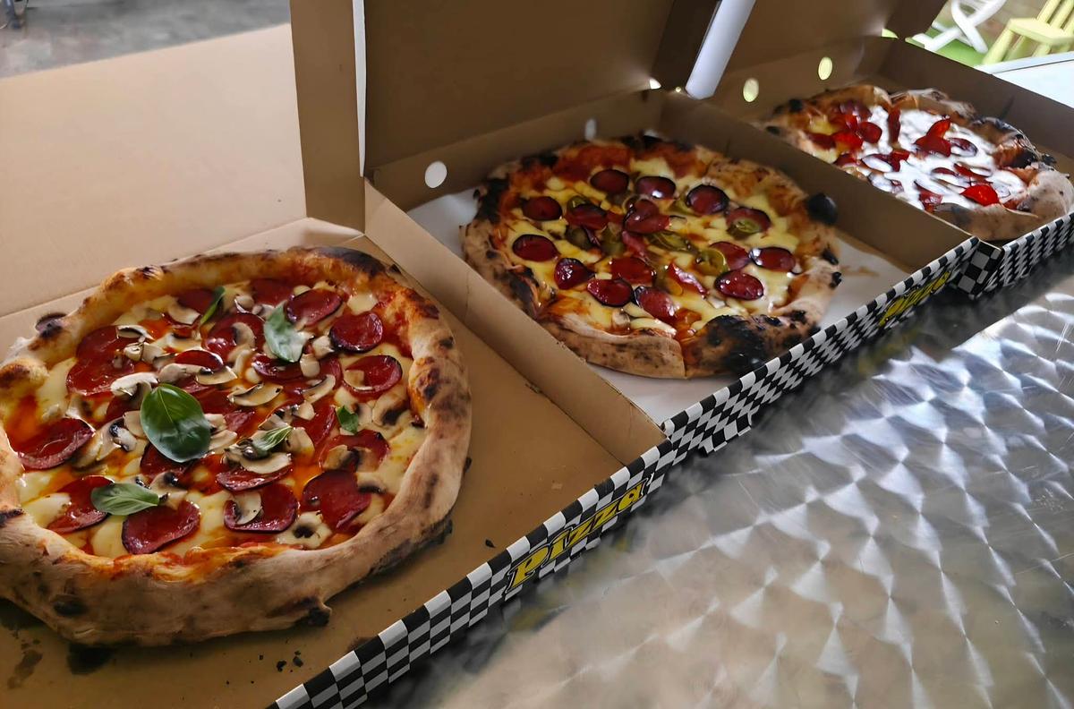 Artisan Pizza Neapolitan-style