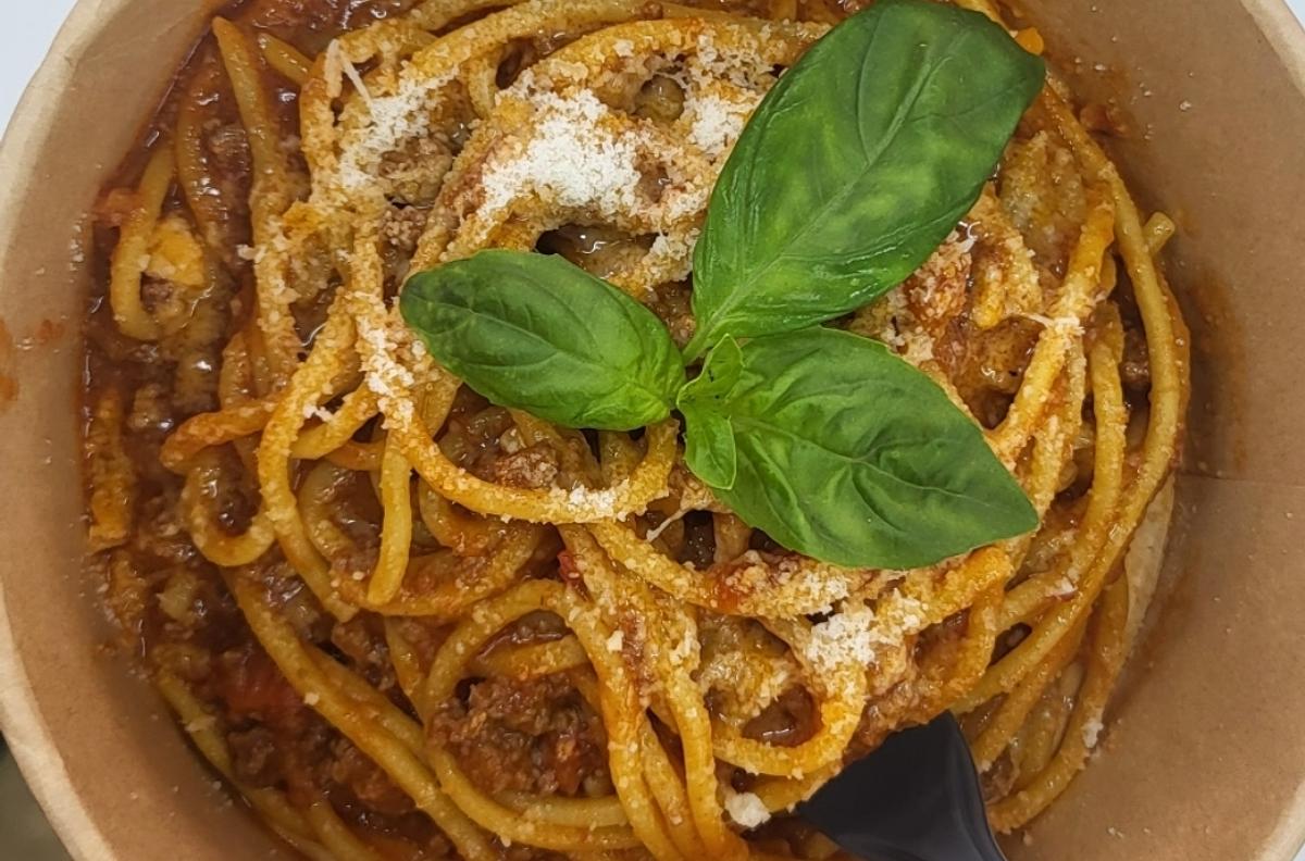 Färsk italiensk PASTA &GELATO 