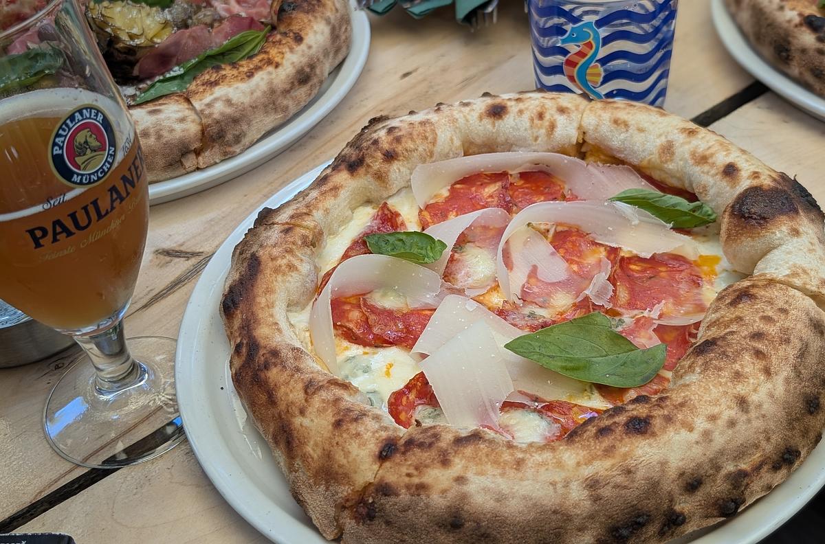 Authentic wood fire pizza neapoletana
