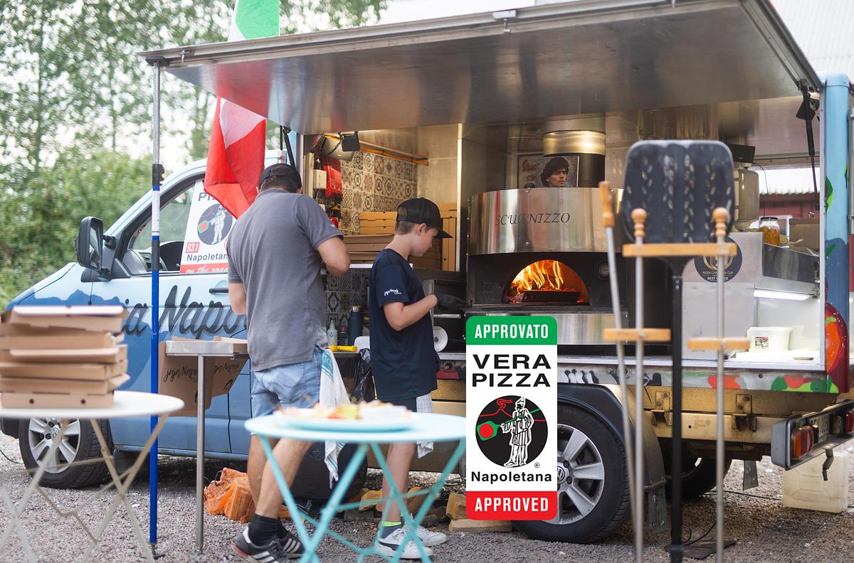 Jaja Napoli PizzaTruck- Napolitansk Pizza