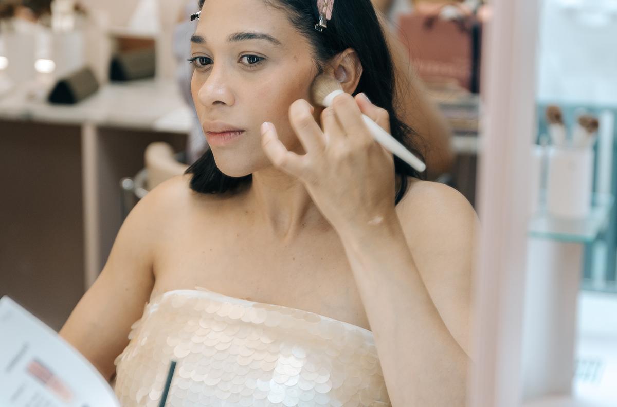 Makeup & Bobler