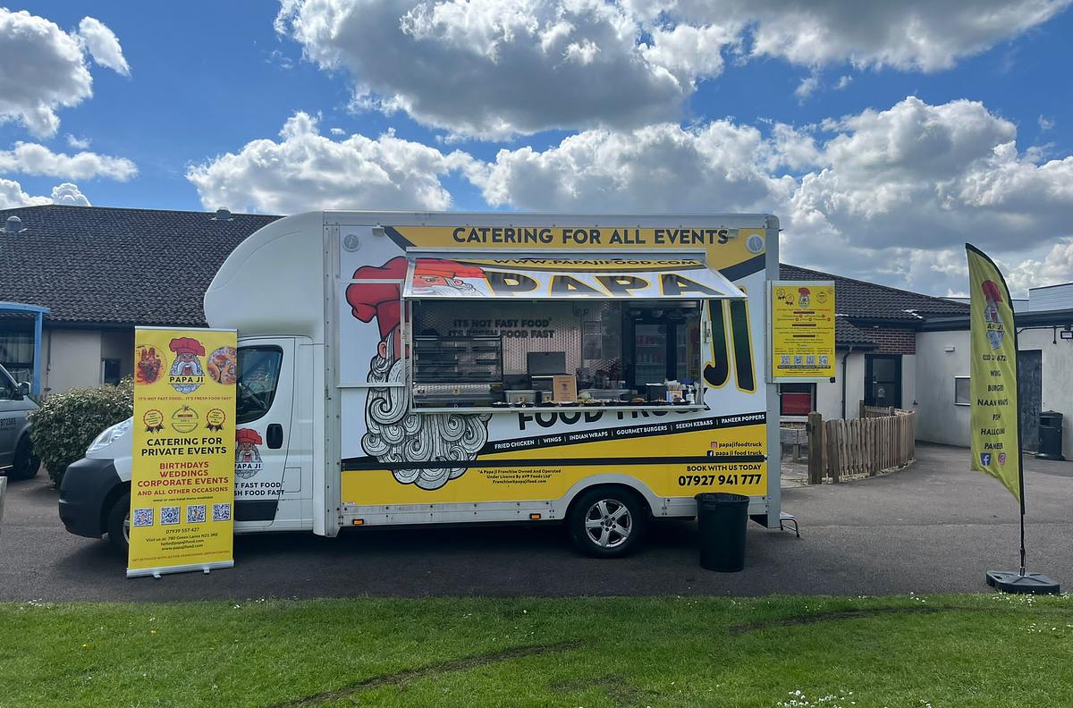Award winning chicken foodtruck