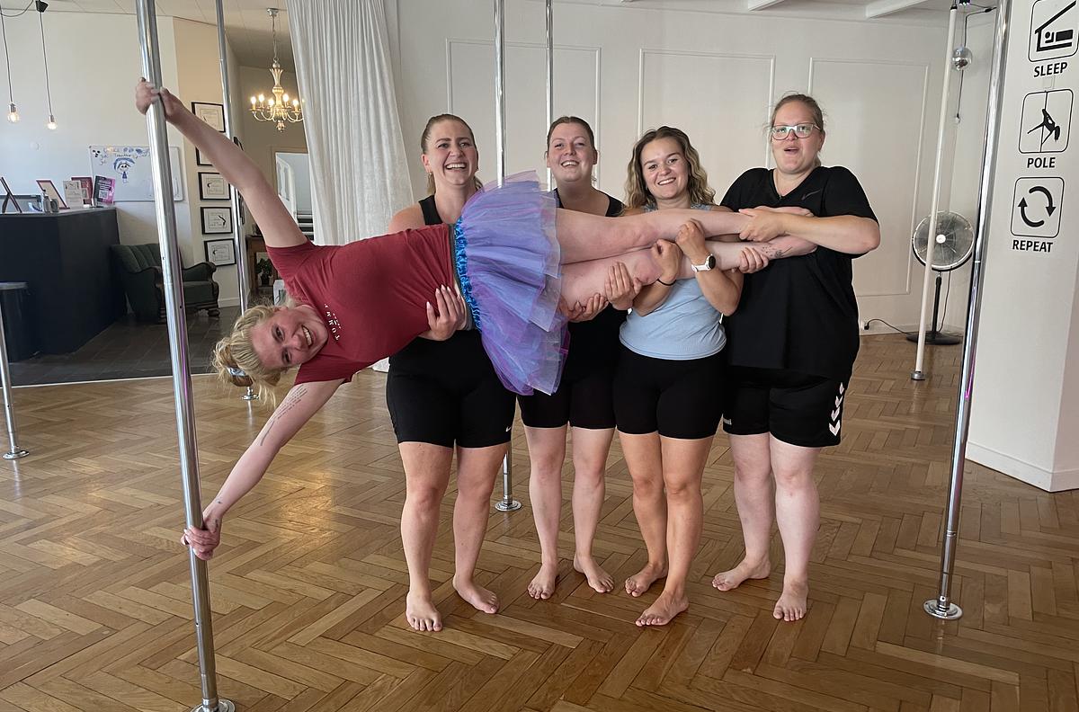 Underholdende danseundervisning & yoga
