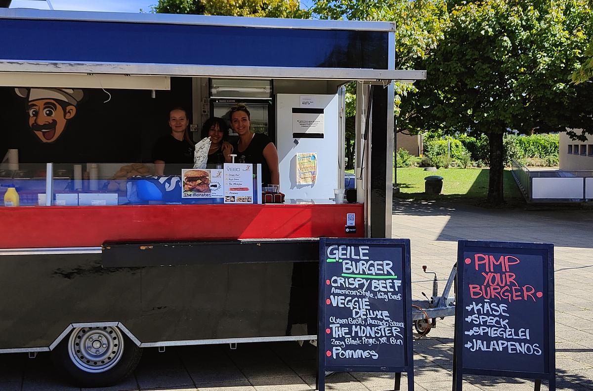 Shiggy's Burger Food Truck