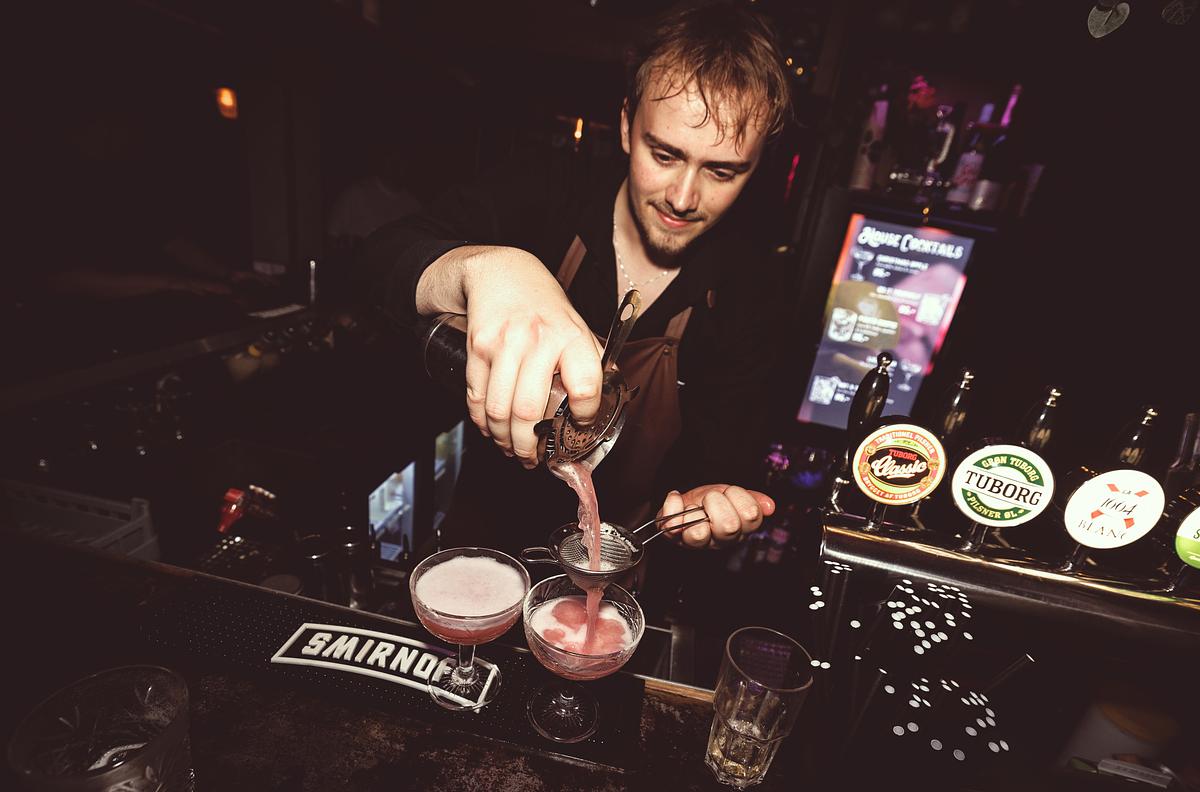 Cocktailkursus på Butchers Club