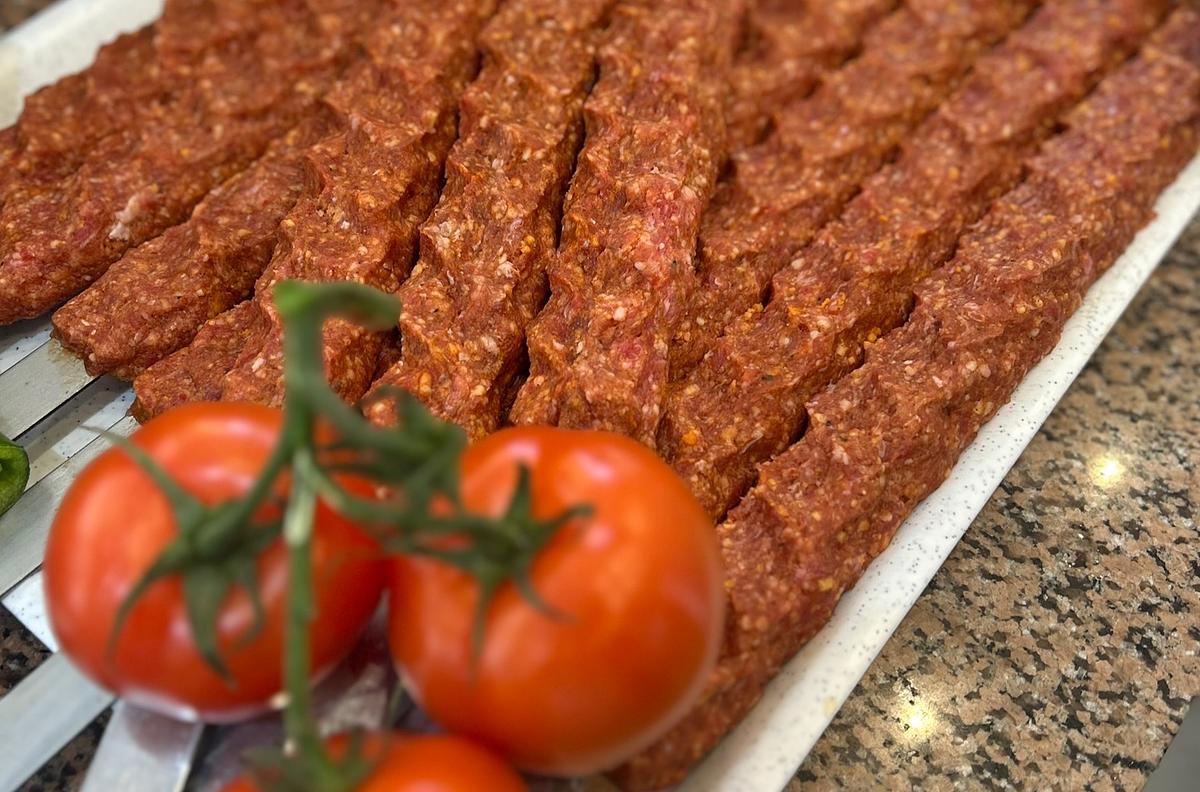 Turkisk kolgrill kötträtter,kolgrillade spett rätter 