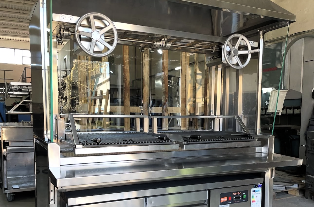 WE GRILL & YOU CHILL