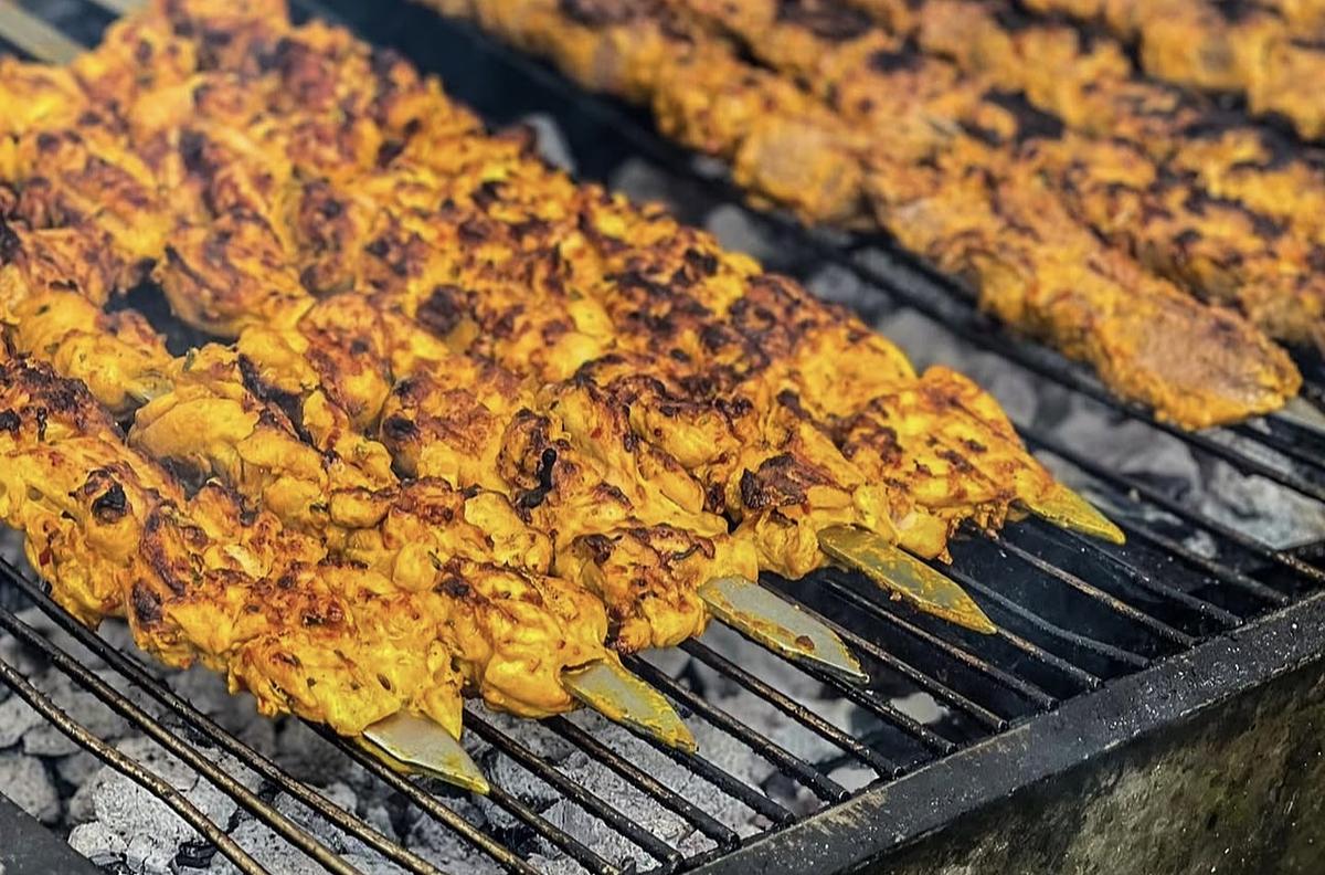 WE GRILL & YOU CHILL
