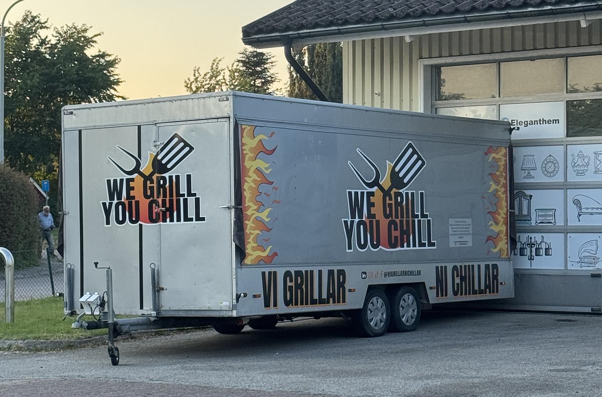 WE GRILL & YOU CHILL