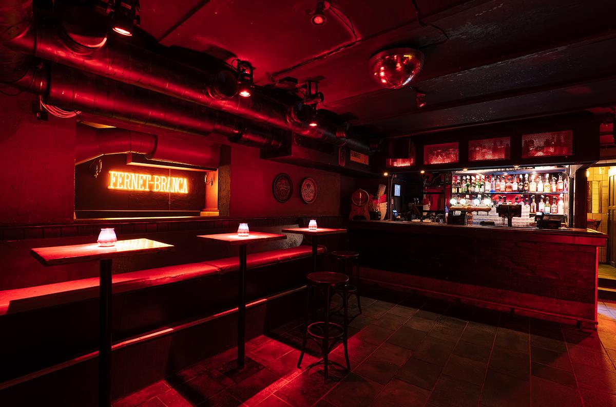 Karaoke på Farfars Bodega
