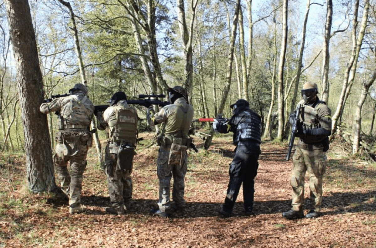 Airsoft & Bueskydning