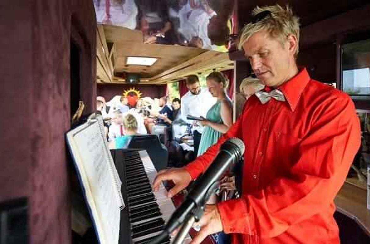 CuBus - Unik Event- og Partybus.