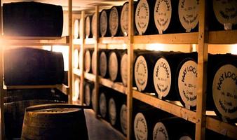 Kom til rundvisning og whiskeysmagning hos Fary Lochan