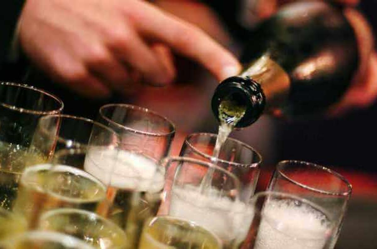 Champagnesmagning med Cocktailkursus.dk