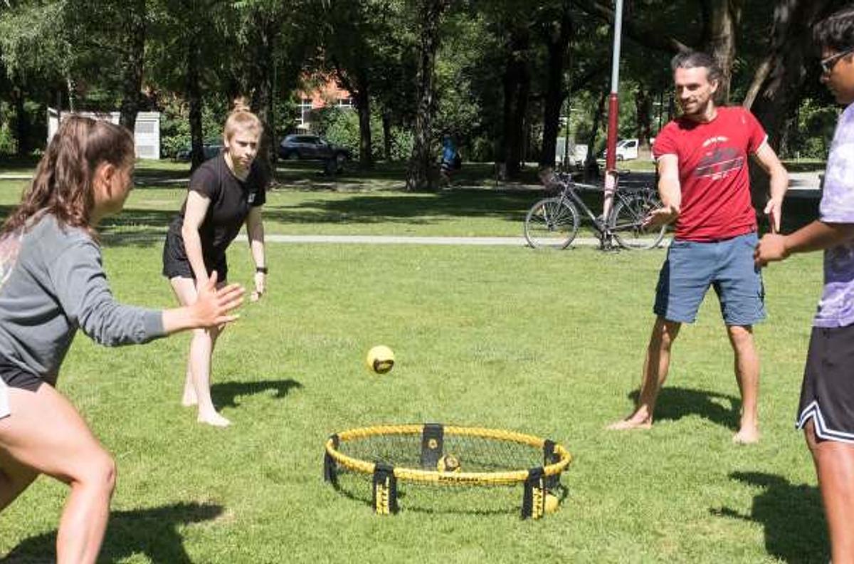 Prøv en spikeball-workshop