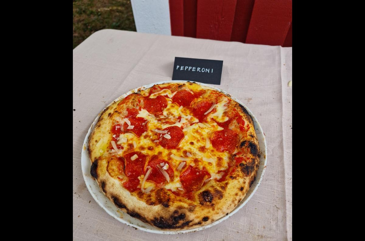 Truenapo450 ° pizza foodtruck/ Vedugns Napolitanska pizza
