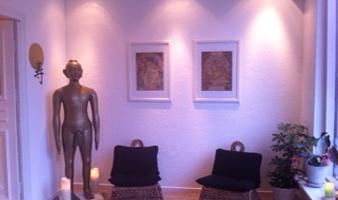 Polterabend. Massage & wellness behandling. Zonekilden.