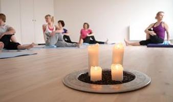 Polterabend yoga i Odense