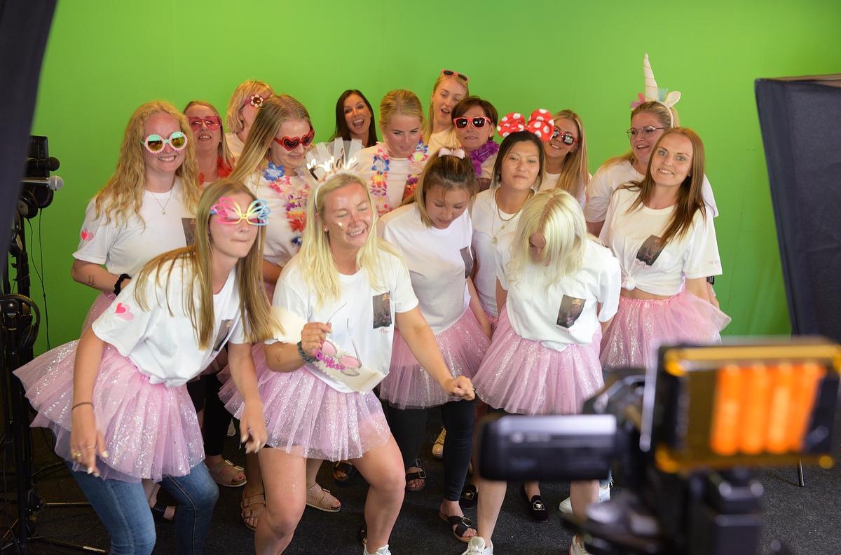 Musikvideo og sangindspilning