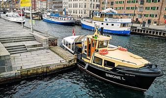 Book M/S Simone L eller M/B Rie  