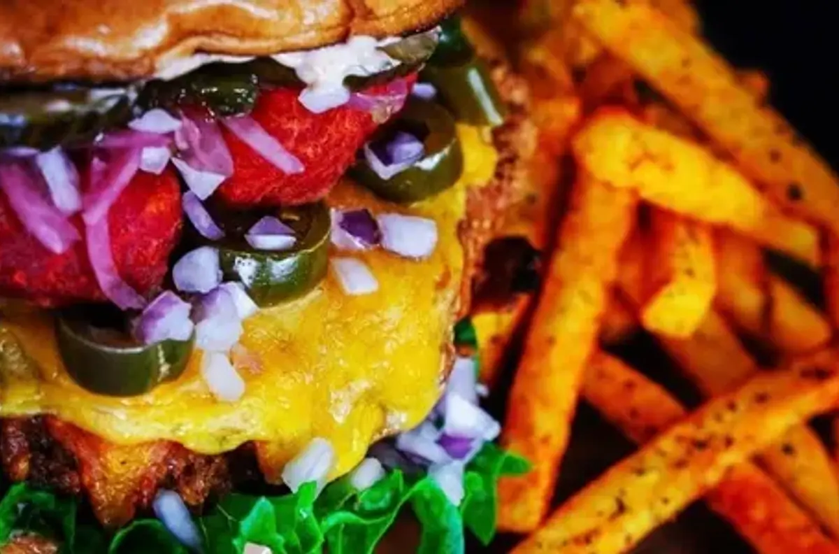 Juicy Tacos & Burgers