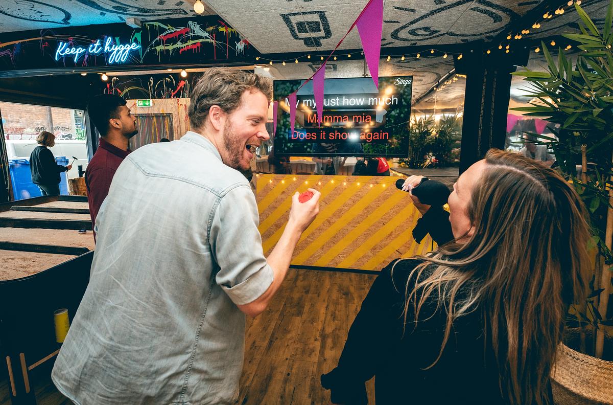 Petanque bar