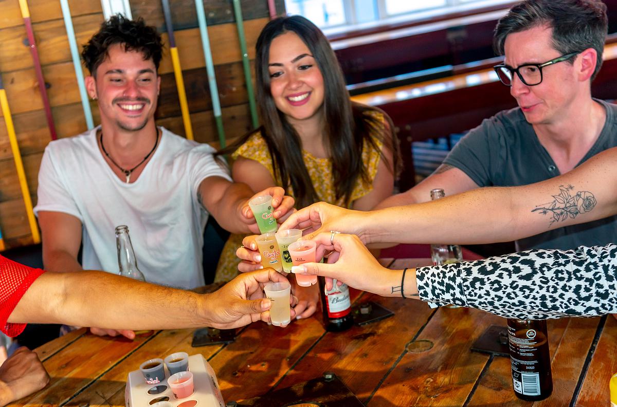 Petanque bar