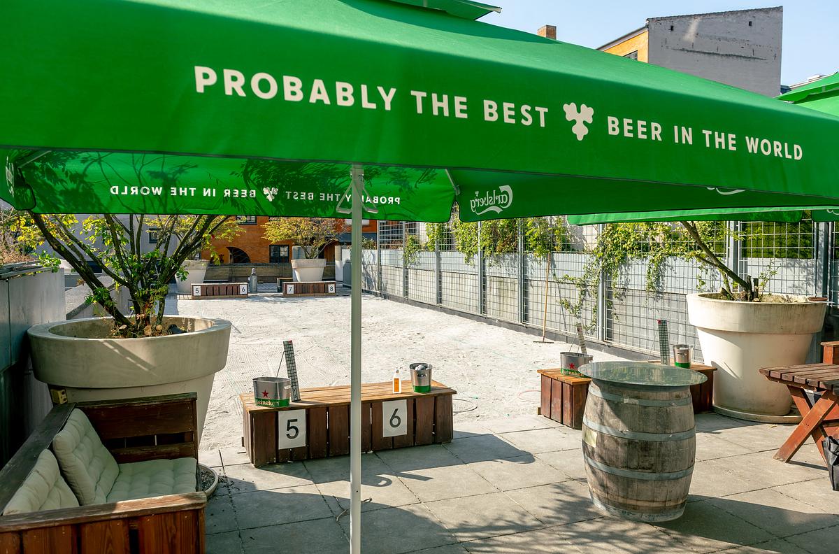 Petanque bar