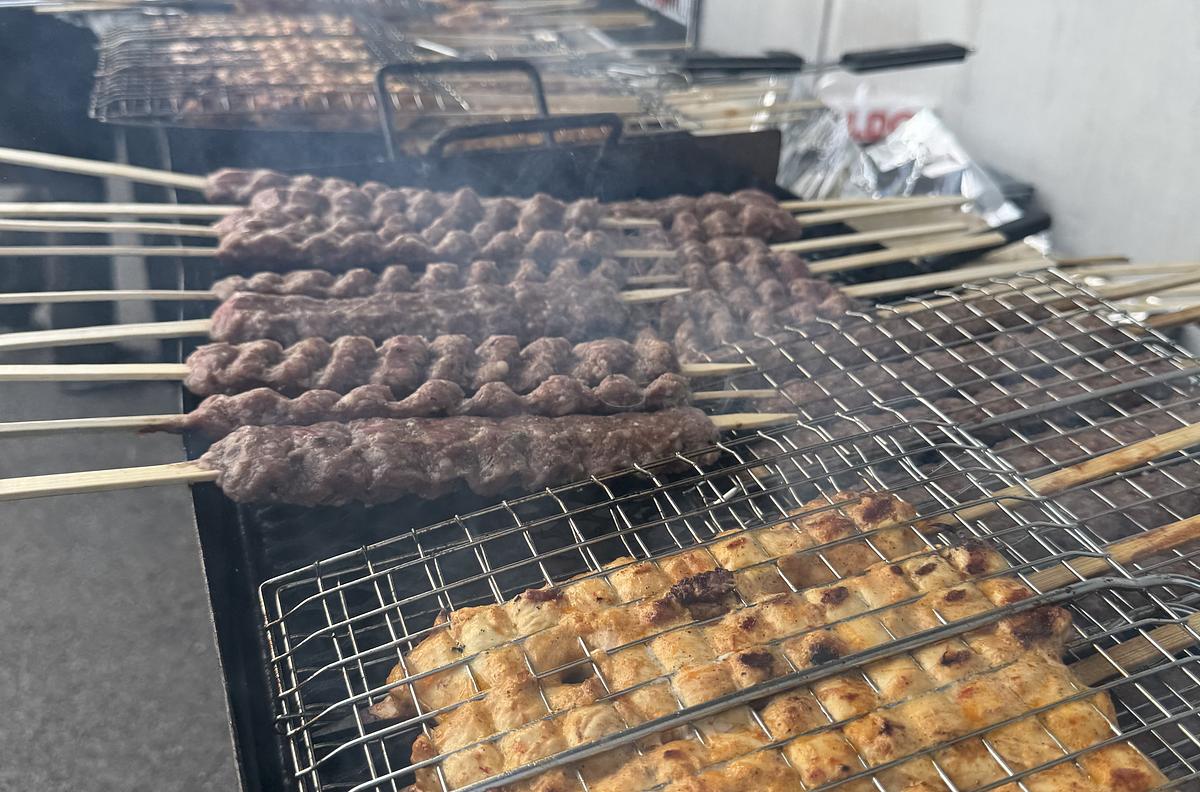 WE GRILL & YOU CHILL
