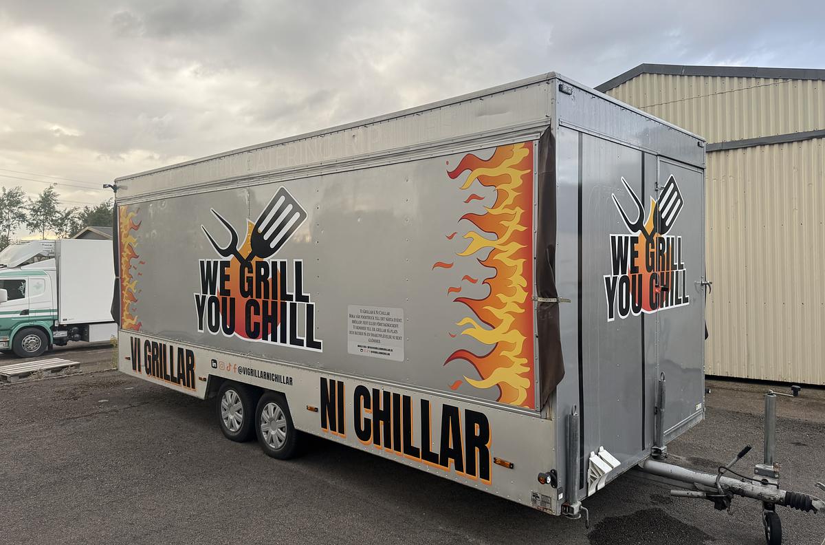 WE GRILL & YOU CHILL