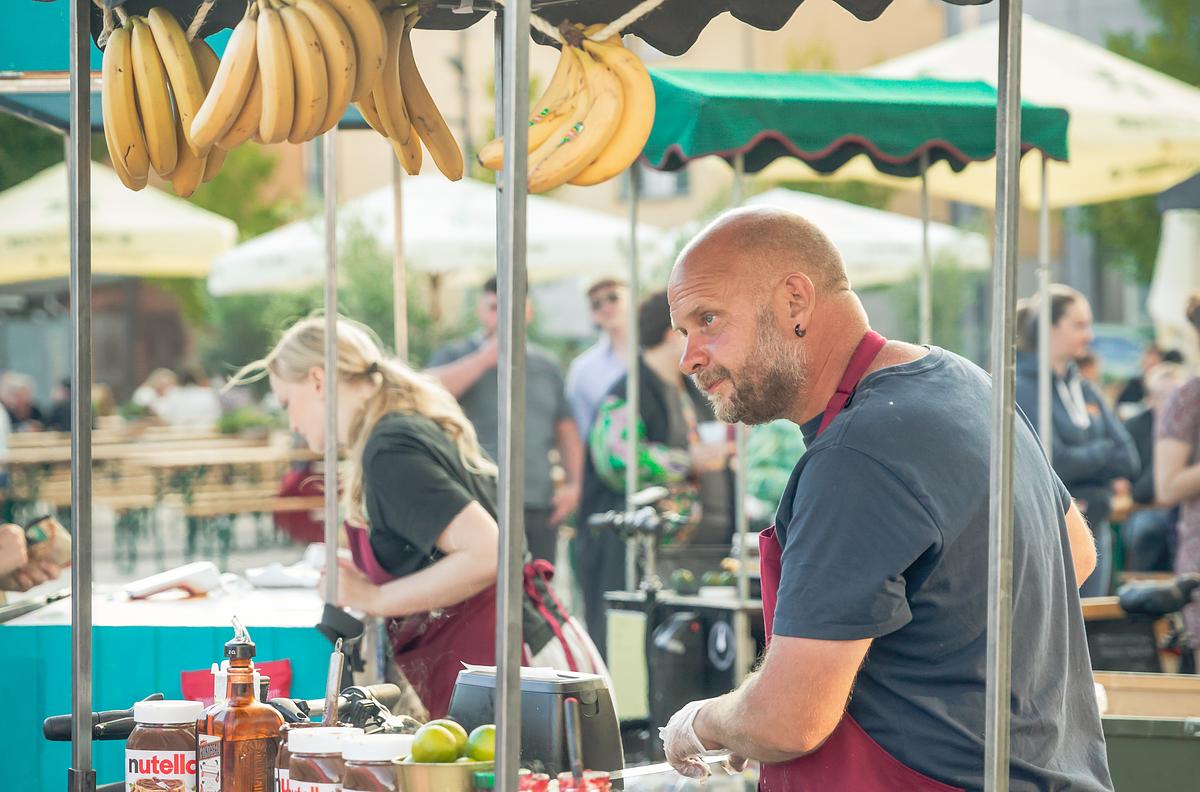 Baristakaffe, Brændte mandler,  Crepes og Is