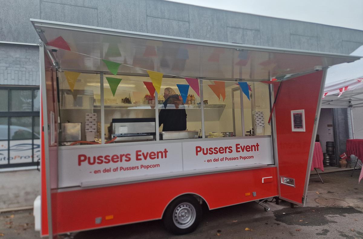 Pussers Pølser Pølsevogn