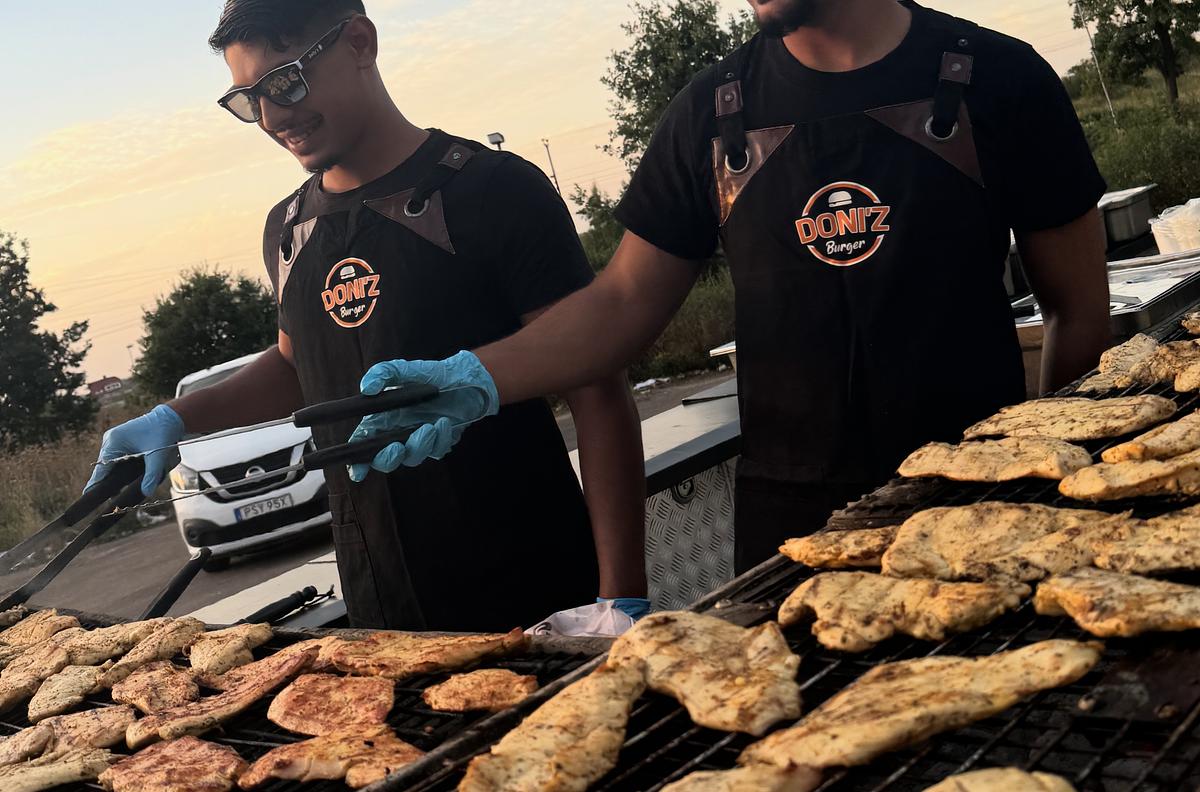 WE GRILL & YOU CHILL
